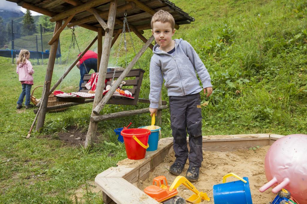 Familienhotel Mateera Gargellen / Montafon Extérieur photo